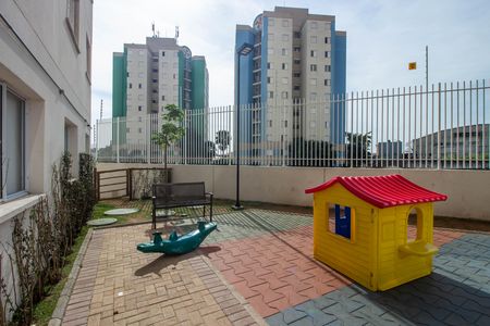 Apartamento para alugar com 32m², 2 quartos e sem vaga Apartamento para alugar com 32m², 2 quartos e sem vagaÁrea comum - Playground