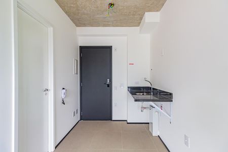 Cozinha de kitnet/studio à venda com 1 quarto, 22m² em Santo Amaro, São Paulo