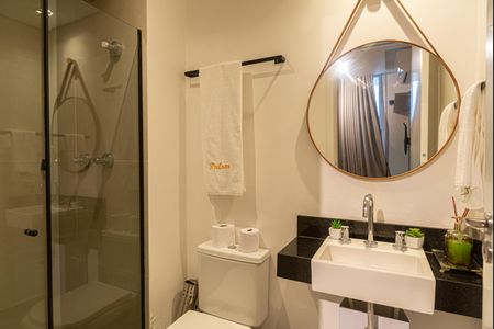 Apartamento à venda com 44m², 2 quartos e sem vaga Apartamento à venda com 44m², 2 quartos e sem vagaBanheiro da Suíte 1
