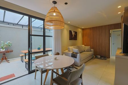 Apartamento à venda com 2 quartos, 150m² em Carmo, Belo Horizonte