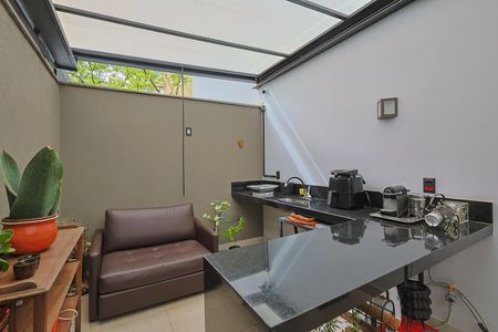 Apartamento à venda com 2 quartos, 150m² em Carmo, Belo Horizonte