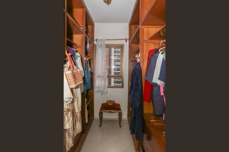 Apartamento à venda com 288m², 4 quartos e 4 vagasSuíte 2