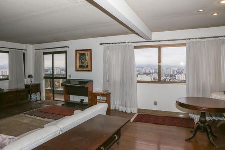 Apartamento à venda com 288m², 4 quartos e 4 vagasSala