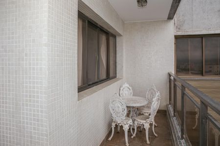 Apartamento à venda com 288m², 4 quartos e 4 vagasSacada