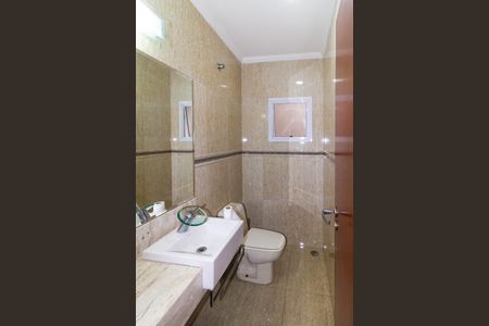 Casa para alugar com 196m², 5 quartos e 4 vagasLavabo