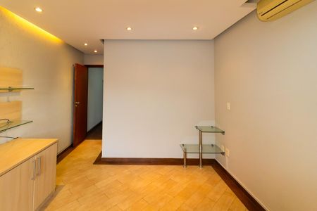 Casa para alugar com 196m², 5 quartos e 4 vagasSuíte 4
