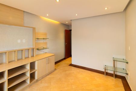 Casa para alugar com 196m², 5 quartos e 4 vagasSuíte 4