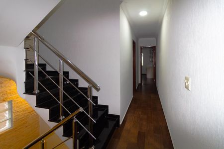 Casa para alugar com 196m², 5 quartos e 4 vagasCorredor dos Quartos
