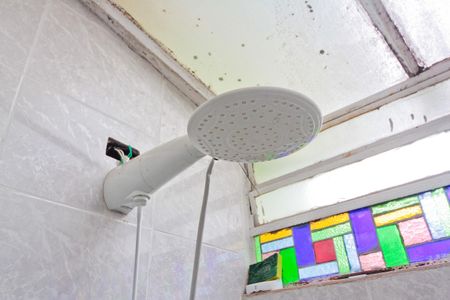 Casa para alugar com 120m², 3 quartos e 1 vaga Casa para alugar com 120m², 3 quartos e 1 vagaBanheiro
