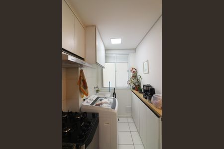 Apartamento à venda com 42m², 2 quartos e 1 vagaCozinha e Área de Serviço