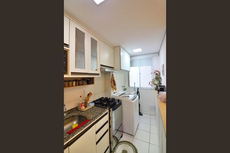 Apartamento à venda com 42m², 2 quartos e 1 vagaCozinha e Área de Serviço