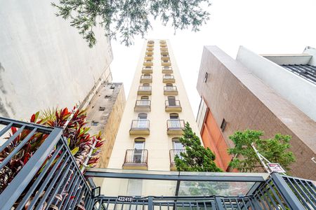 Apartamento à venda com 38m², 1 quarto e 1 vaga Apartamento à venda com 38m², 1 quarto e 1 vagaFachada