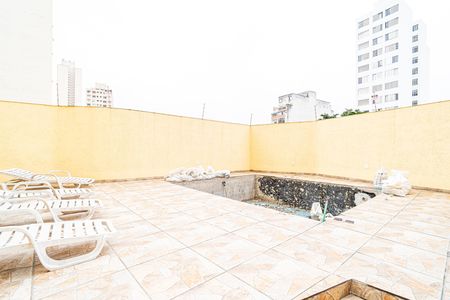 Apartamento à venda com 38m², 1 quarto e 1 vaga Apartamento à venda com 38m², 1 quarto e 1 vagaÁrea comum - Piscina
