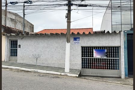 Fachada de casa à venda com 3 quartos, 350m² em Parque Cruzeiro do Sul, São Paulo