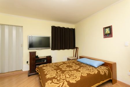 Quarto 3 de casa à venda com 3 quartos, 350m² em Parque Cruzeiro do Sul, São Paulo