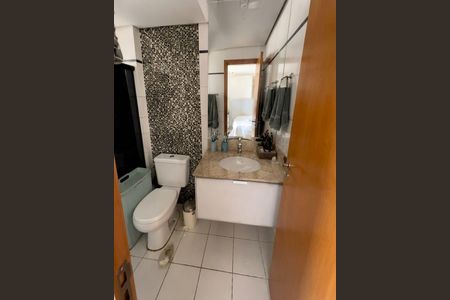 Apartamento para alugar com 104m², 3 quartos e 2 vagas Apartamento para alugar com 104m², 3 quartos e 2 vagasBanheiro