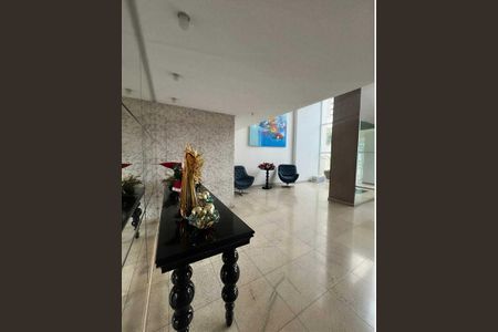 Apartamento para alugar com 104m², 3 quartos e 2 vagas Apartamento para alugar com 104m², 3 quartos e 2 vagasHall