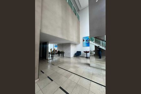 Apartamento para alugar com 104m², 3 quartos e 2 vagas Apartamento para alugar com 104m², 3 quartos e 2 vagasHall