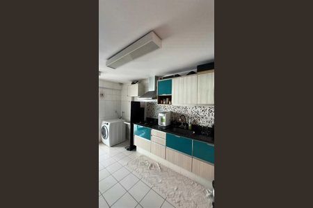 Cozinha de apartamento para alugar com 5 quartos, 104m² em Jardim Goiás, Goiânia