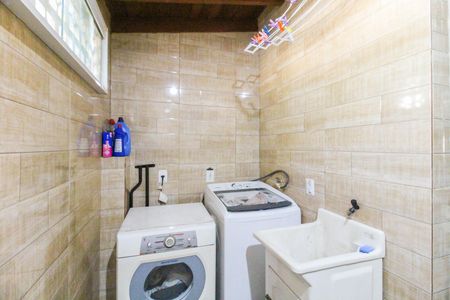 Casa de condomínio à venda com 60m², 2 quartos e 1 vaga Casa de condomínio à venda com 60m², 2 quartos e 1 vagaÁrea de Serviço