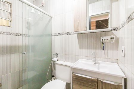 Casa de condomínio à venda com 60m², 2 quartos e 1 vaga Casa de condomínio à venda com 60m², 2 quartos e 1 vagaBanheiro
