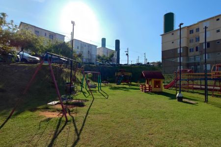 Apartamento para alugar com 45m², 2 quartos e 1 vaga Apartamento para alugar com 45m², 2 quartos e 1 vagaÁrea comum - Playground