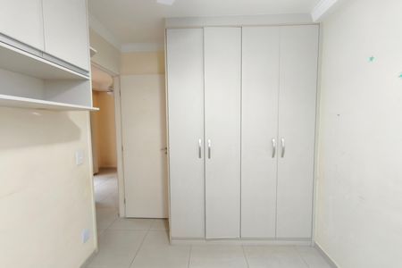 Quarto 1 de apartamento para alugar com 2 quartos, 45m² em Vila Marieta, Campinas