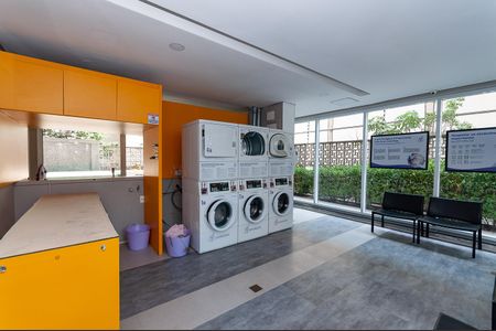 Studio à venda com 441059m², 1 quarto e 1 vaga Studio à venda com 441059m², 1 quarto e 1 vagaÁrea Comum