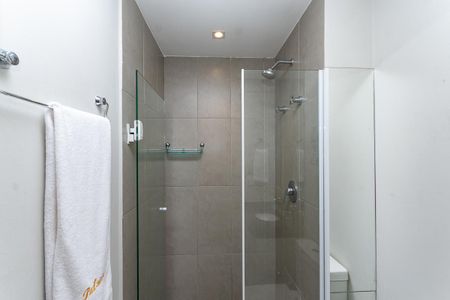 Studio à venda com 441059m², 1 quarto e 1 vaga Studio à venda com 441059m², 1 quarto e 1 vagaBanheiro Social