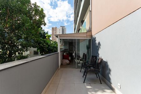 Studio à venda com 441059m², 1 quarto e 1 vaga Studio à venda com 441059m², 1 quarto e 1 vagaVaranda