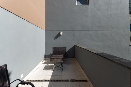 Studio à venda com 441059m², 1 quarto e 1 vaga Studio à venda com 441059m², 1 quarto e 1 vagaVaranda
