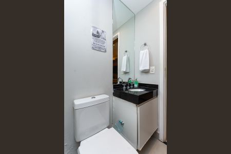 Studio à venda com 441059m², 1 quarto e 1 vaga Studio à venda com 441059m², 1 quarto e 1 vagaBanheiro Social