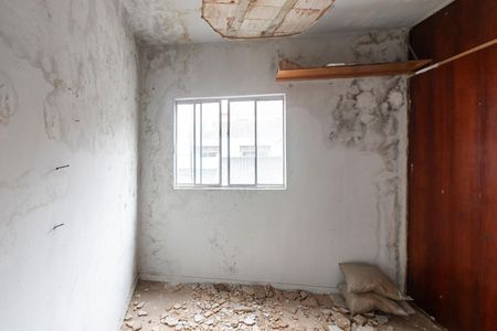 Casa à venda com 300m², 6 quartos e 3 vagas Casa à venda com 300m², 6 quartos e 3 vagasQuarto 3 Casa 2