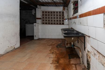 Casa à venda com 300m², 6 quartos e 3 vagas Casa à venda com 300m², 6 quartos e 3 vagasÁrea de Serviço