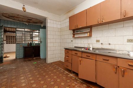 Casa à venda com 300m², 6 quartos e 3 vagas Casa à venda com 300m², 6 quartos e 3 vagasCozinha