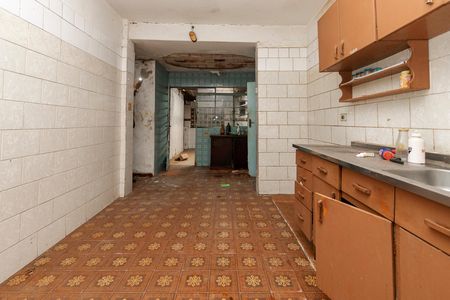 Casa à venda com 300m², 6 quartos e 3 vagas Casa à venda com 300m², 6 quartos e 3 vagasCozinha