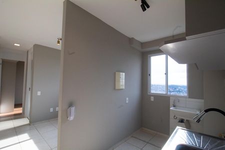 Apartamento à venda com 46m², 2 quartos e 1 vaga Apartamento à venda com 46m², 2 quartos e 1 vagaCozinha e Área de Serviço