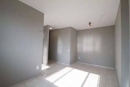 Apartamento à venda com 46m², 2 quartos e 1 vaga Apartamento à venda com 46m², 2 quartos e 1 vagaSala de Estar