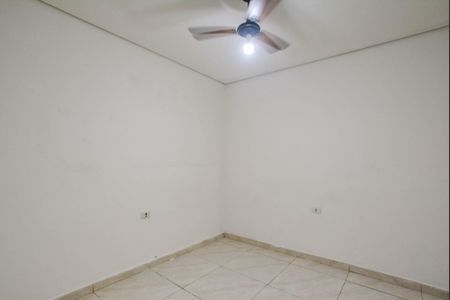 Quarto 1 de casa para alugar com 2 quartos, 50m² em Vila Sacadura Cabral, Santo André