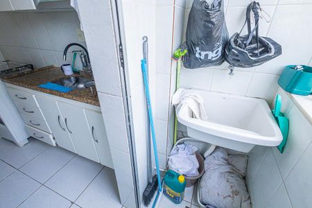 Apartamento à venda com 67m², 2 quartos e 1 vaga Apartamento à venda com 67m², 2 quartos e 1 vagaarea de serviço