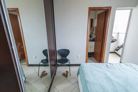 Apartamento à venda com 67m², 2 quartos e 1 vaga Apartamento à venda com 67m², 2 quartos e 1 vagaquarto 1 / suite e varanda
