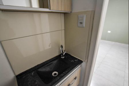 Casa para alugar com 40m², 1 quarto e 1 vaga Casa para alugar com 40m², 1 quarto e 1 vagaBanheiro