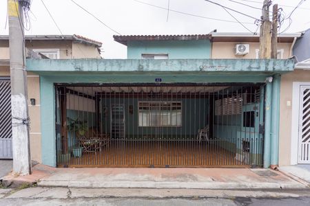 Casa à venda com 180m², 4 quartos e 2 vagasFachada