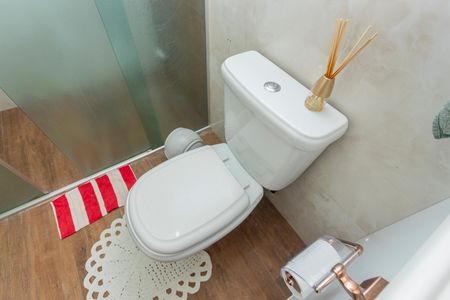 Casa à venda com 180m², 4 quartos e 2 vagasBanheiro