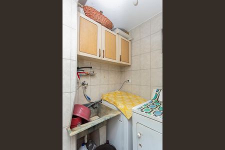 Casa à venda com 180m², 4 quartos e 2 vagasÁrea de Serviço