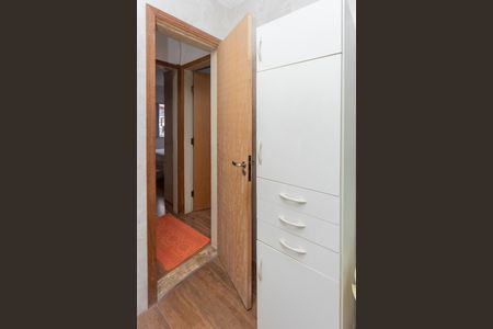 Casa à venda com 180m², 4 quartos e 2 vagasBanheiro