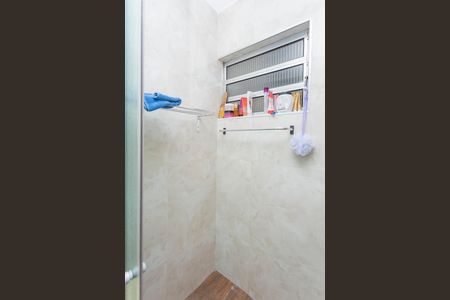Casa à venda com 180m², 4 quartos e 2 vagasBanheiro