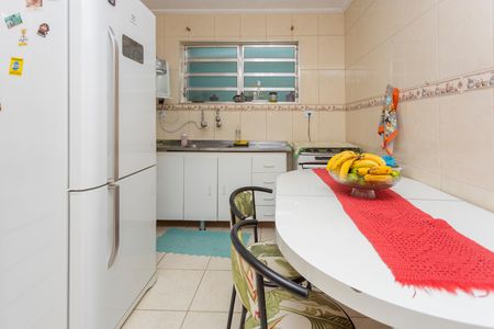Casa à venda com 180m², 4 quartos e 2 vagasCozinha