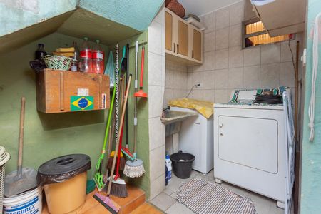 Casa à venda com 180m², 4 quartos e 2 vagasÁrea de Serviço