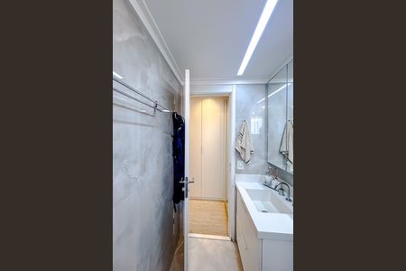 Apartamento à venda com 102m², 3 quartos e 2 vagasBanheiro da Suíte